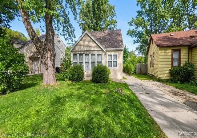 Photo 1 of Single family home for sale at 20535 Ridgemont Rd, Harper Woods, MI 48225 | MLS# 20261082452 | Listing updated on 2026-10-13
