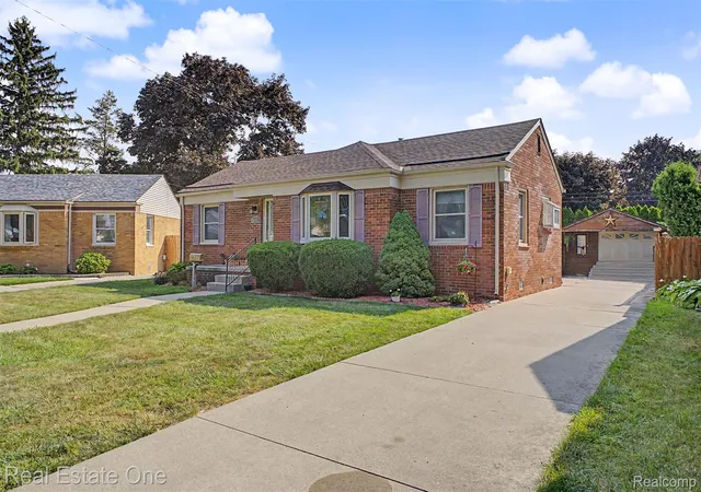 Photo 2 of Single family home for sale at 6331 Buckingham Ave, Allen Park, MI 48101 | MLS# 20261082465 | Listing updated on 2026-10-13