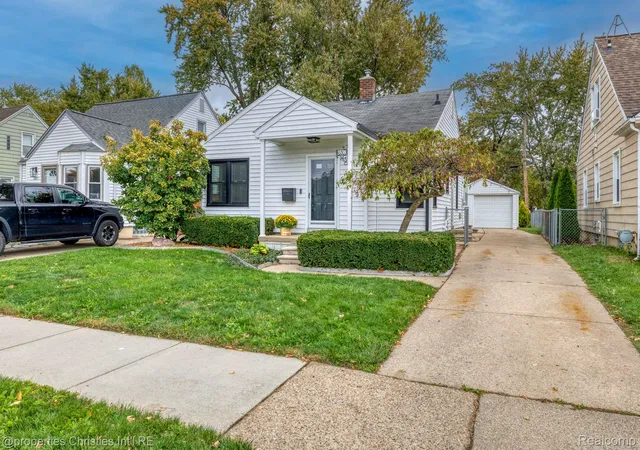 Photo 1 of Sale Pending at 3538 Griffith Ave, Berkley, MI 48072 | MLS# 20261082994 | Listing updated on 2026-10-27