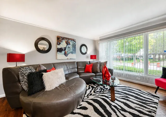 Photo 3 of Single family home for sale at 23911 Westhampton St, Oak Park, MI 48237 | MLS# 20261083125 | Listing updated on 2026-10-31