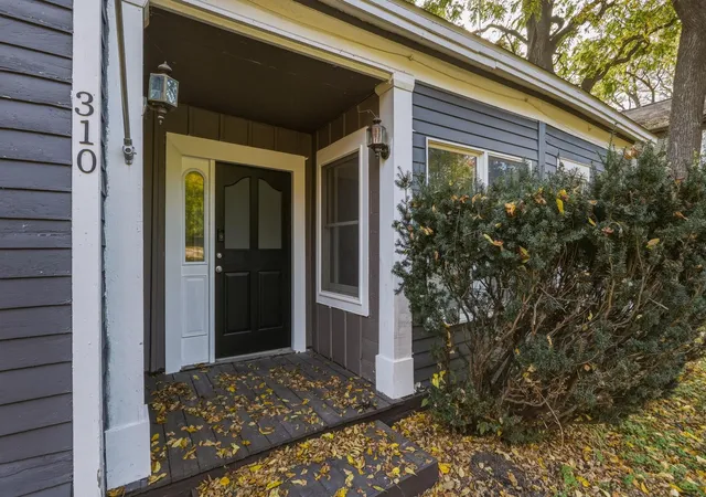 Photo 1 of Single family home for sale at 310 N Main St, Vassar, MI 48768 | MLS# 5050224799 | Listing updated on 2026-10-29