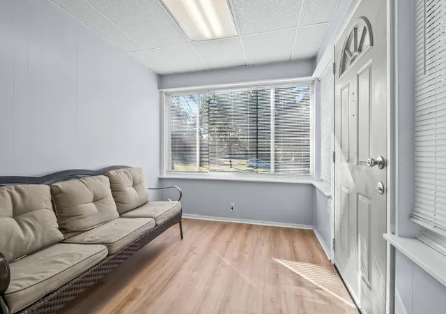 Photo 3 of Single family home for sale at 52 Roseneath Ave, Battle Creek, MI 49037 | MLS# 62026054854 | Listing updated on 2026-10-29