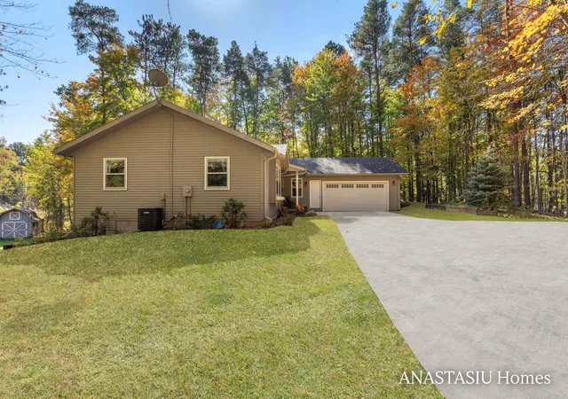 Photo 1 of Single family home for sale at 1440 Fero Ave NE, Lowell, MI 49331 | MLS# 65026054932 | Listing updated on 2026-10-29