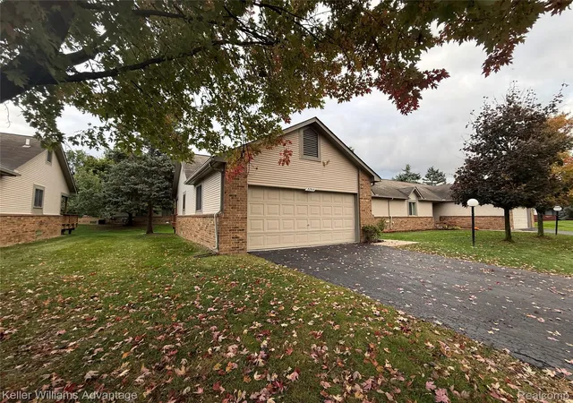 Photo 2 of Condo for sale at 32910 Chapman Cir, Westland, MI 48185 | MLS# 20261084372 | Listing updated on 2026-10-29