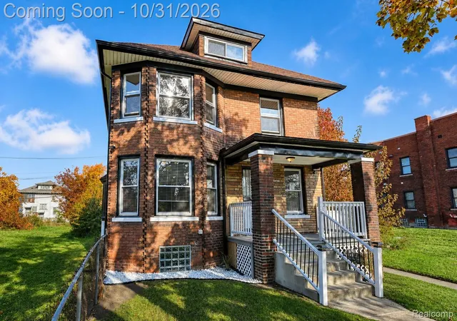 Photo 4 of Single family home for sale at 728 W Philadelphia St, Detroit, MI 48202 | MLS# 20261085061 | Listing updated on 2026-10-31