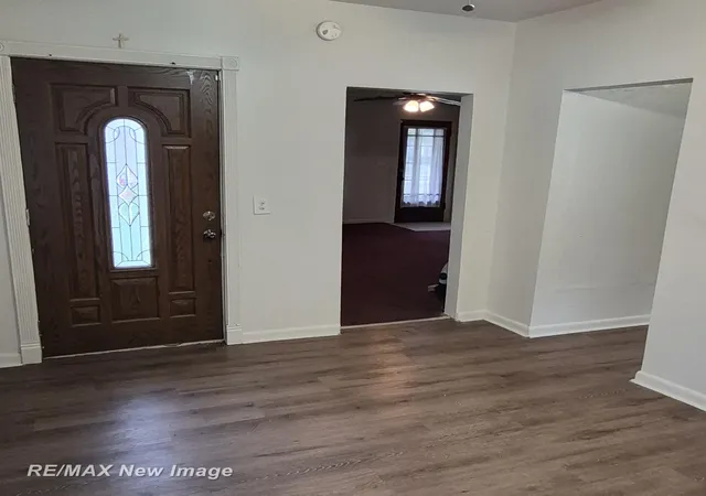 Photo 2 of Single family home for sale at 1441 Maine St, Saginaw, MI 48602 | MLS# 61050225417 | Listing updated on 2026-10-29