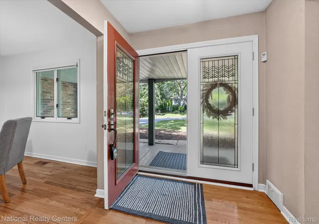 Photo 3 of Single family home for sale at 4245 Normanwood, West Bloomfield, MI 48323 | MLS# 20261085154 | Listing updated on 2026-10-28