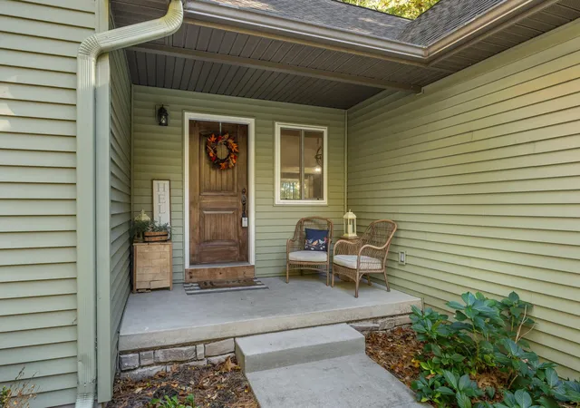 Photo 3 of Single family home for sale at 10154 Connelley Ave NE, Greenville, MI 48838 | MLS# 65026055840 | Listing updated on 2026-10-28