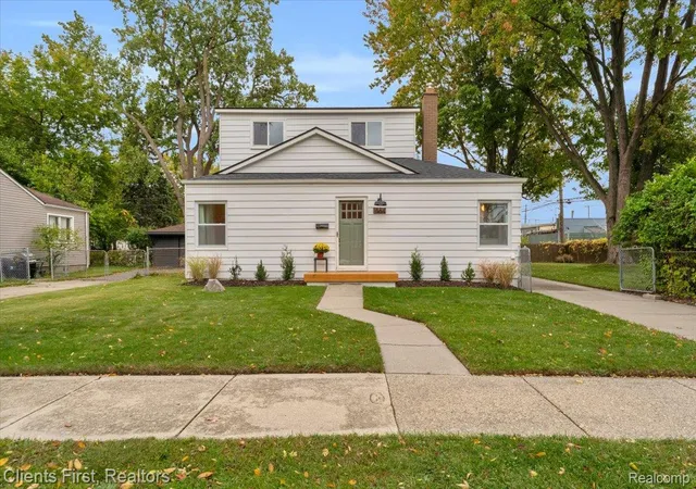 Photo 1 of Single family home for sale at 1464 Annabelle St, Ferndale, MI 48220 | MLS# 20261085379 | Listing updated on 2026-10-29