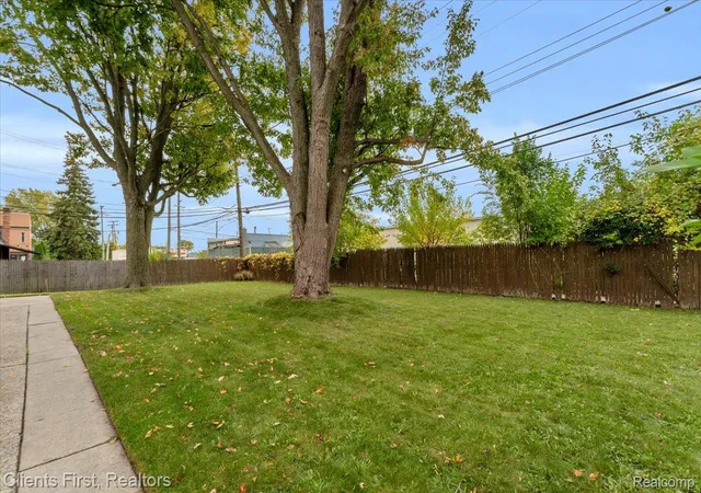 Photo 2 of Land for sale at 1454 Annabelle St, Ferndale, MI 48220 | MLS# 20261085406 | Listing updated on 2026-10-29