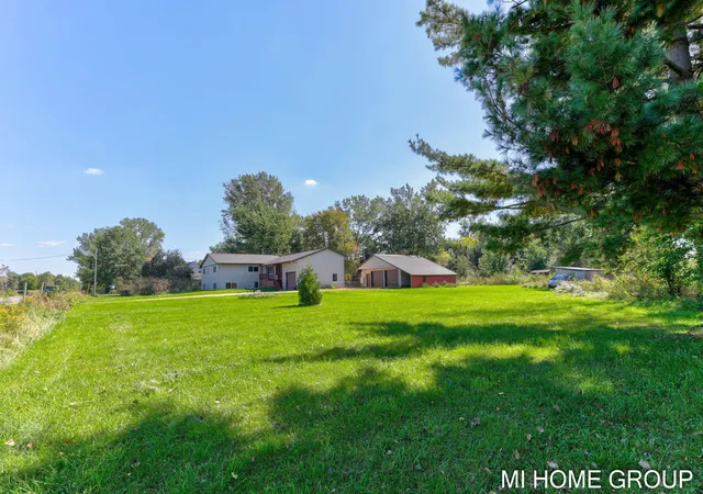 Photo 1 of Single family home for sale at 11774 Tyler St, Holland, MI 49424 | MLS# 71026055939 | Listing updated on 2026-10-29