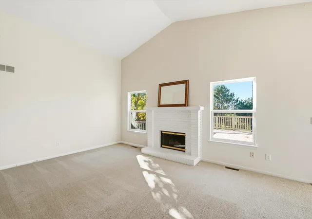 Photo 4 of Single family home for sale at 4762 N Ashford Way, Ypsilanti, MI 48197 | MLS# 81026055957 | Listing updated on 2026-10-29