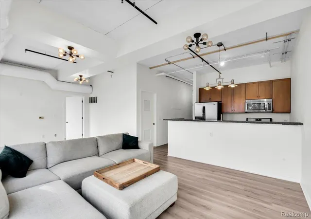 Listing Photo 1 - Condo for sale in building located at 3670 Woodward Ave, Detroit, MI 48201 - Unit #213