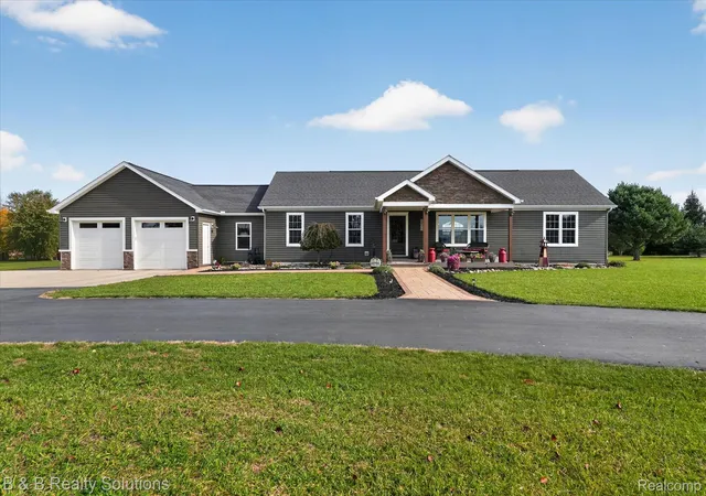 Photo 2 of Single family home for sale at 5980 Deer Meadow Trl, North Branch, MI 48461 | MLS# 20261085674 | Listing updated on 2026-10-29