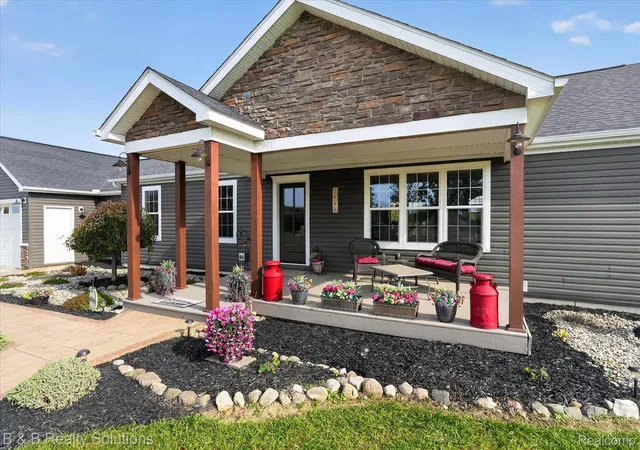 Photo 4 of Single family home for sale at 5980 Deer Meadow Trl, North Branch, MI 48461 | MLS# 20261085674 | Listing updated on 2026-10-29