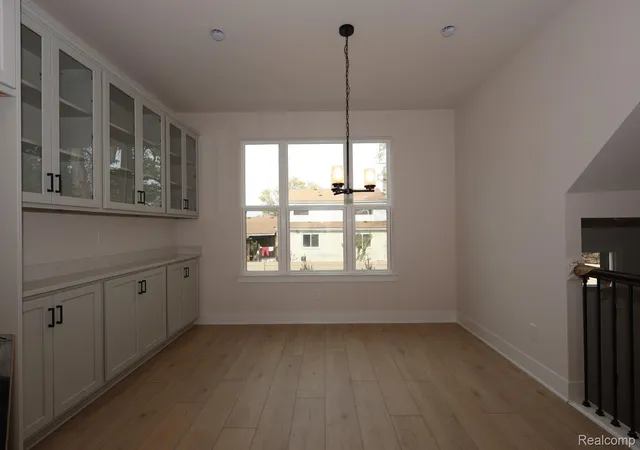 Photo 4 of Condo for sale at 1024 Pine Tree Ln #728, Troy City Oakland, MI 48085 | MLS# 20261085734 | Listing updated on 2026-10-29
