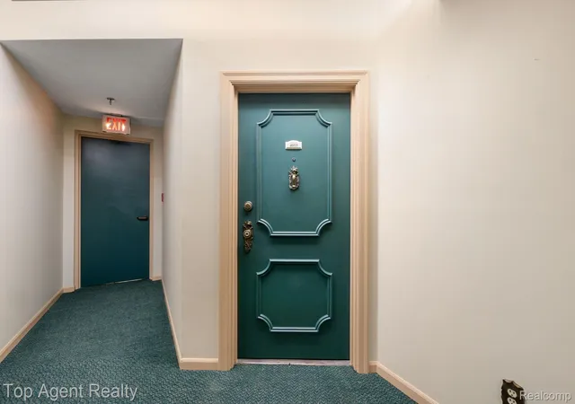 Photo 1 of Condo for sale at 43100 12 Oaks Crescent Dr #4055, Novi, MI 48377 | MLS# 20261085772 | Listing updated on 2026-10-29