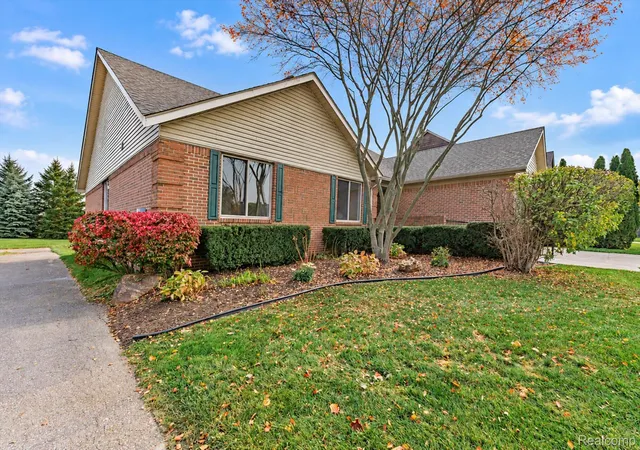 Photo 3 of Single family home for sale at 57728 Abraham Dr, Washington, MI 48094 | MLS# 20261085828 | Listing updated on 2026-10-29