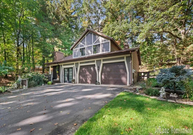 Photo 2 of Single family home for sale at 3525 Wild Rose Ln NE, Grand Rapids, MI 49525 | MLS# 65026056239 | Listing updated on 2026-10-28