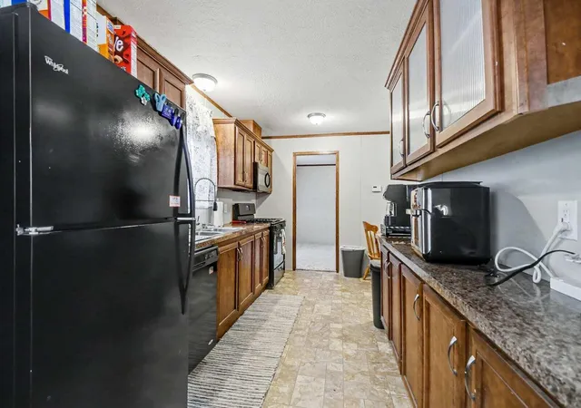Photo 4 of Single family home for sale at 6108 Skipton Dr SW, Grand Rapids, MI 49548 | MLS# 65026056297 | Listing updated on 2026-10-28