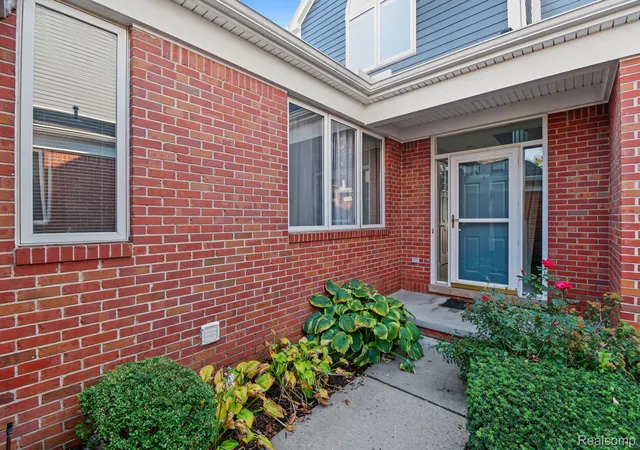 Listing Photo 1 - Condo for sale in building located at 235 Windward Ct E, Detroit, MI 48207