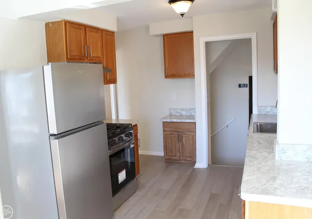Photo 2 of Single family home for sale at 27909 Joan St, Saint Clair Shores, MI 48081 | MLS# 58050225696 | Listing updated on 2026-10-27