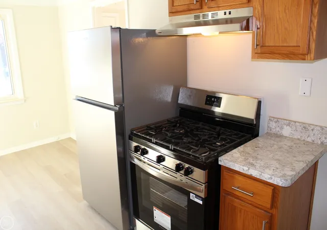 Photo 3 of Single family home for sale at 27909 Joan St, Saint Clair Shores, MI 48081 | MLS# 58050225696 | Listing updated on 2026-10-27