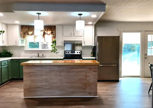 Photo 4 of Single family home for sale at 415 W State St, Mancelona, MI 49659 | MLS# 78080074759 | Listing updated on 2026-10-29