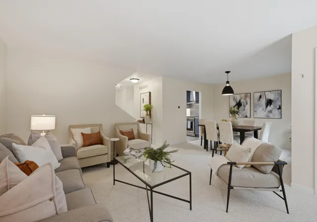 Listing Photo 5 - Condo for sale in building located at 112 Ponds Vw Dr, Ann Arbor, MI 48103