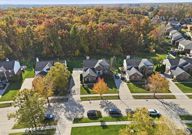 Photo 4 of Single family home for sale at 24243 Summer Ln, Flat Rock, MI 48134 | MLS# 20261086143 | Listing updated on 2026-10-29