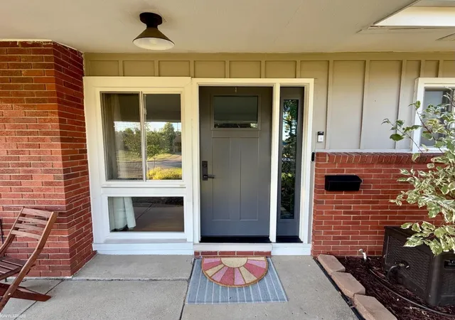 Photo 4 of Single family home for sale at 51195 Peach Tree Ln, Shelby Township, MI 48316 | MLS# 58050225846 | Listing updated on 2026-10-30