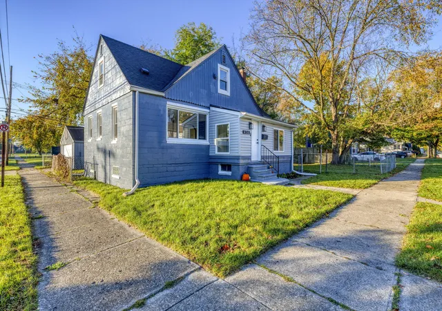 Photo 2 of Single family home for sale at 436 E George Ave, Hazel Park, MI 48030 | MLS# 81026056673 | Listing updated on 2026-10-29