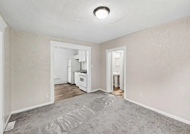 Photo 4 of Single family home for sale at 1130 W Allegan St, Lansing City Ingham, MI 48915 | MLS# 65026056702 | Listing updated on 2026-10-29