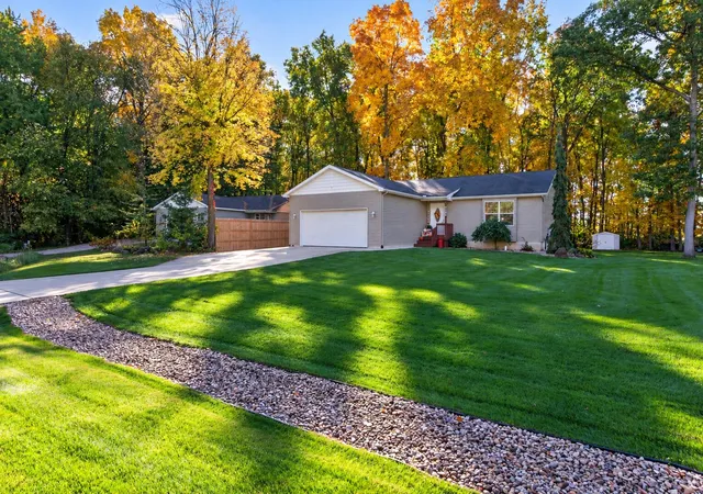 Photo 1 of Single family home for sale at 7695 El Cajon Ln, Jackson, MI 49201 | MLS# 55026056718 | Listing updated on 2026-10-30