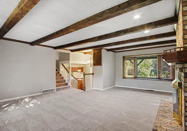 Photo 3 of Single family home for sale at 210 Short St SE, Caledonia, MI 49316 | MLS# 20261086334 | Listing updated on 2026-10-26