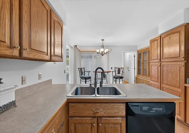 Listing Photo 5 - Condo for sale in building located at 17628 E Kirkwood Dr, Clinton Township, MI 48038
