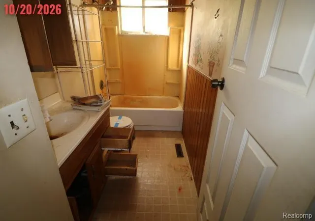 Photo 3 of Single family home for sale at 5841 Gracelawn St, North Branch, MI 48461 | MLS# 20261086405 | Listing updated on 2026-10-29
