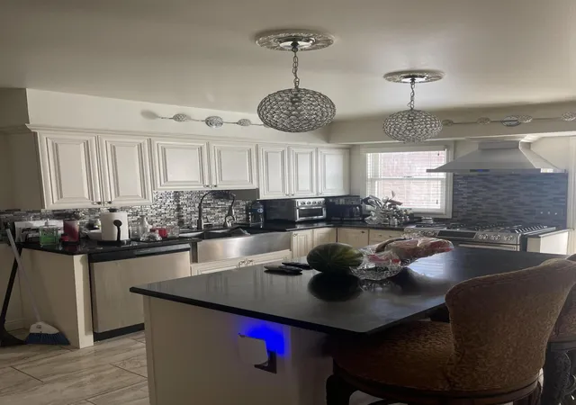 Listing Photo 4 - Condo for sale in building located at 29773 Deer Run, Farmington, MI 48331