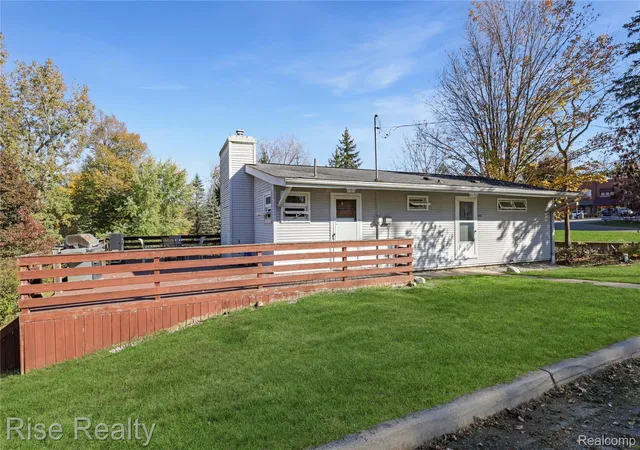 Photo 1 of Single family home for sale at 8033 Clarence St, Goodrich, MI 48438 | MLS# 20261086467 | Listing updated on 2026-10-29