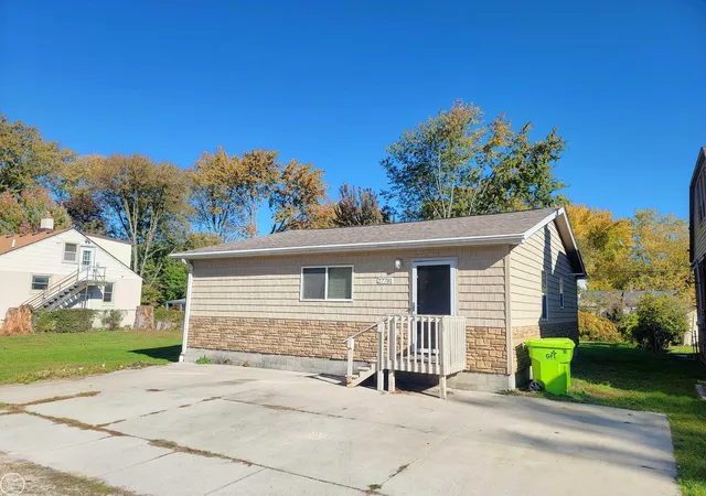 Photo 1 of Single family home for sale at 27781 Moran St, Harrison Township, MI 48045 | MLS# 58050225947 | Listing updated on 2026-10-29