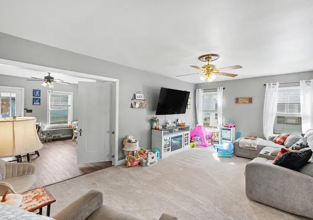Photo 4 of Single family home for sale at 315 3rd Street, Jackson, MI 49201 | MLS# 81026056881 | Listing updated on 2026-10-29