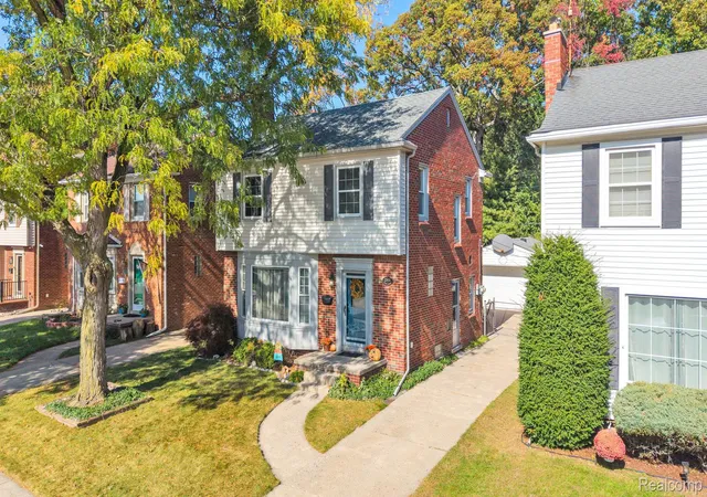 Photo 1 of Single family home for sale at 23458 Wilson Ave, Dearborn, MI 48128 | MLS# 20261086626 | Listing updated on 2026-10-29
