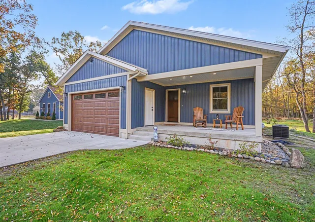 Photo 1 of Single family home for sale at 5183 Anderson Rd, Montague, MI 49437 | MLS# 71026056925 | Listing updated on 2026-10-29