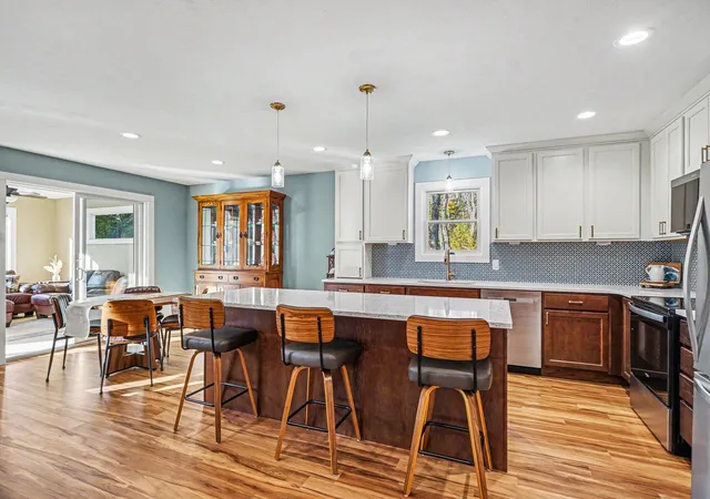 Photo 4 of Single family home for sale at 5183 Anderson Rd, Montague, MI 49437 | MLS# 71026056925 | Listing updated on 2026-10-29