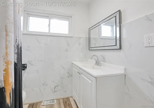 Photo 2 of Single family home for sale at 14283 La Chene Ave, Warren, MI 48088 | MLS# 20261086707 | Listing updated on 2026-10-31