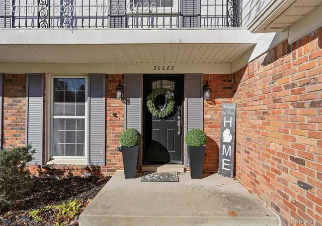 Photo 3 of Single family home for sale at 30089 Pleasant Trl, Southfield, MI 48076 | MLS# 20261086731 | Listing updated on 2026-10-30