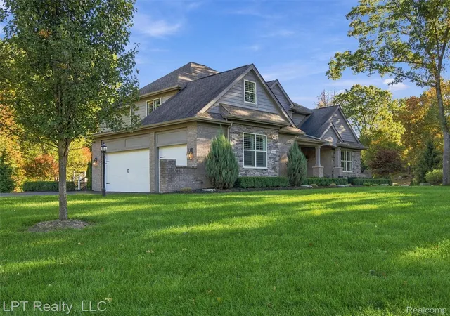 Photo 2 of Single family home for sale at 2345 Pine Blfs Ct, Highland, MI 48357 | MLS# 20261086781 | Listing updated on 2026-10-30