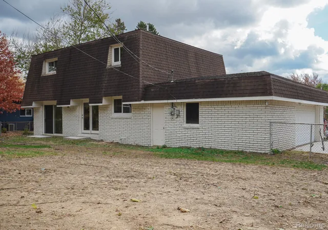Photo 4 of Single family home for sale at 6578 Greene Hvn Dr, Clarkston, MI 48348 | MLS# 20261086797 | Listing updated on 2026-10-27