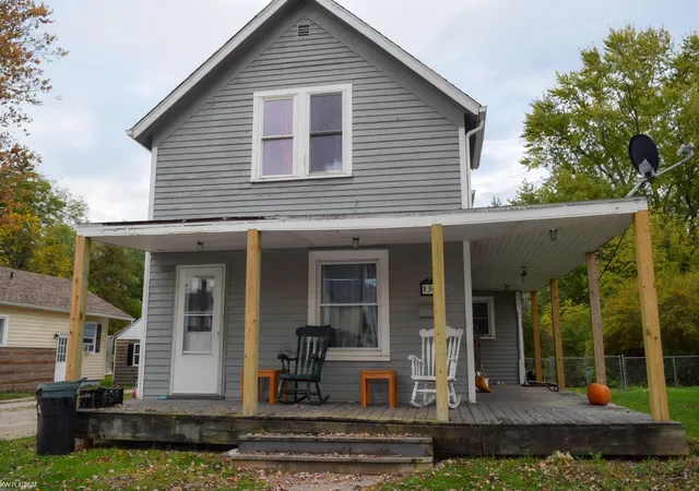 Photo 1 of Single family home for sale at 136 N Howard Ave, Croswell, MI 48422 | MLS# 58050226049 | Listing updated on 2026-10-27