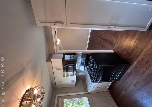Photo 3 of Condo for sale at 1722 Graefield Rd #46, Birmingham, MI 48009 | MLS# 20261086849 | Listing updated on 2026-10-30